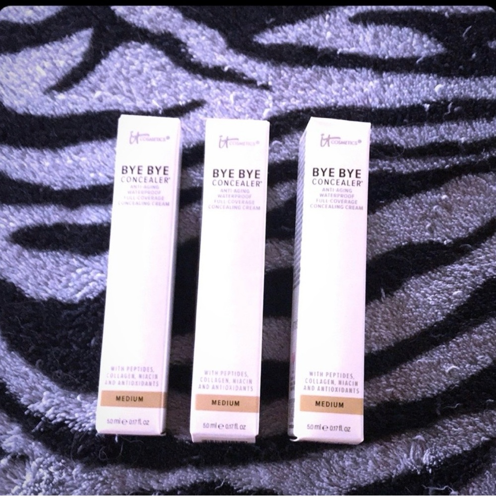 IT Cosmetics Bye Bye Concealer Trio - Medium